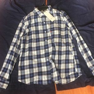 Levi’s boyfriend shirt